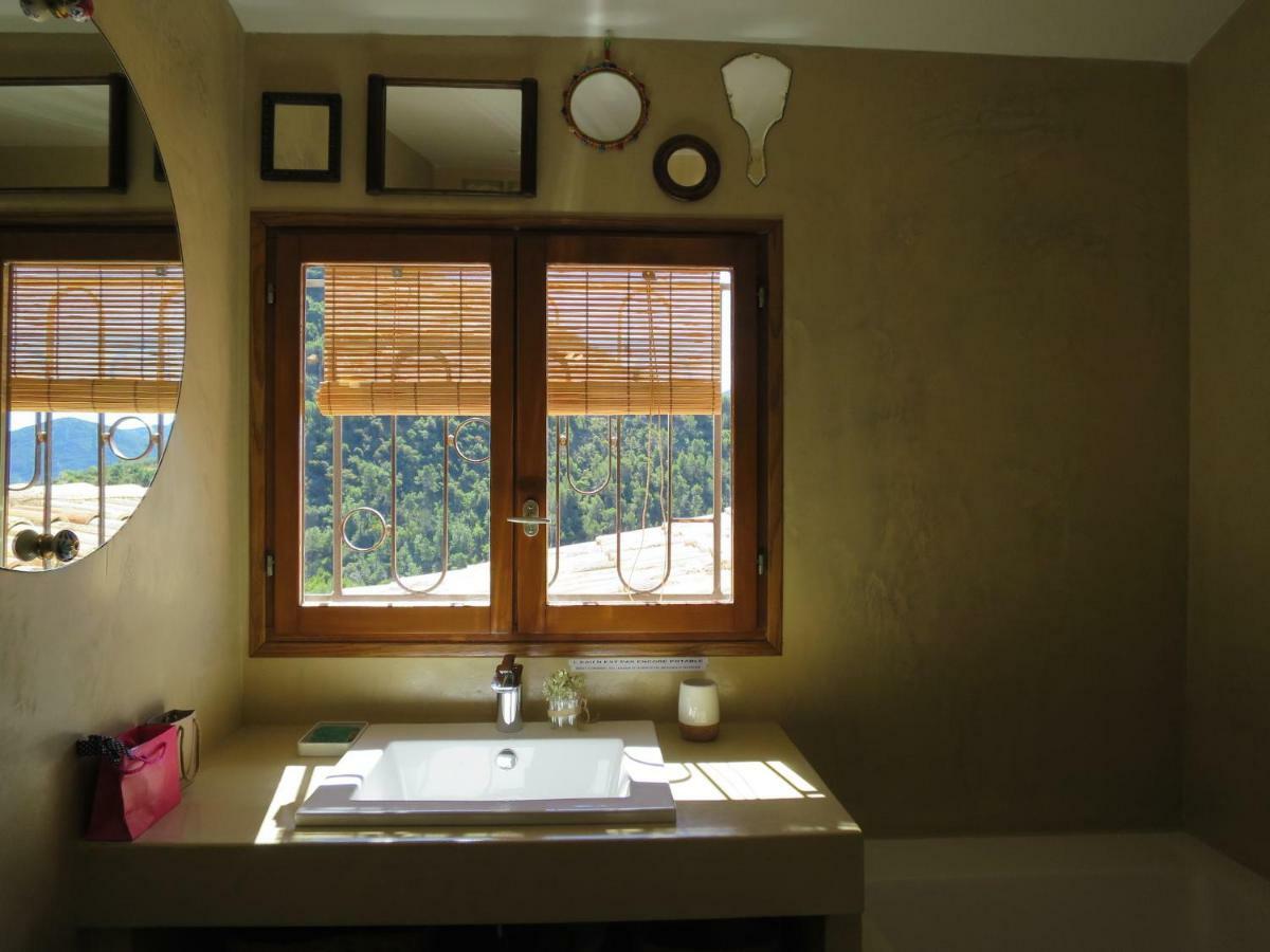 Les Figaires Villa L'Escarene Luaran gambar